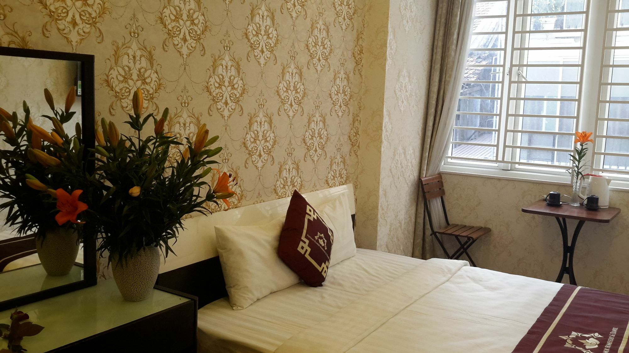 Glamor & Travel Hotel